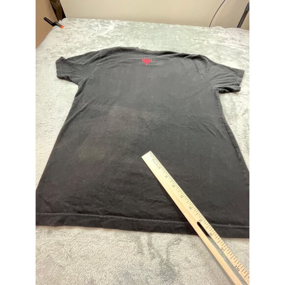 Magic: The Gathering Mens Medium Shirt Black With Red Fist Graphic - Picture 7 of 9